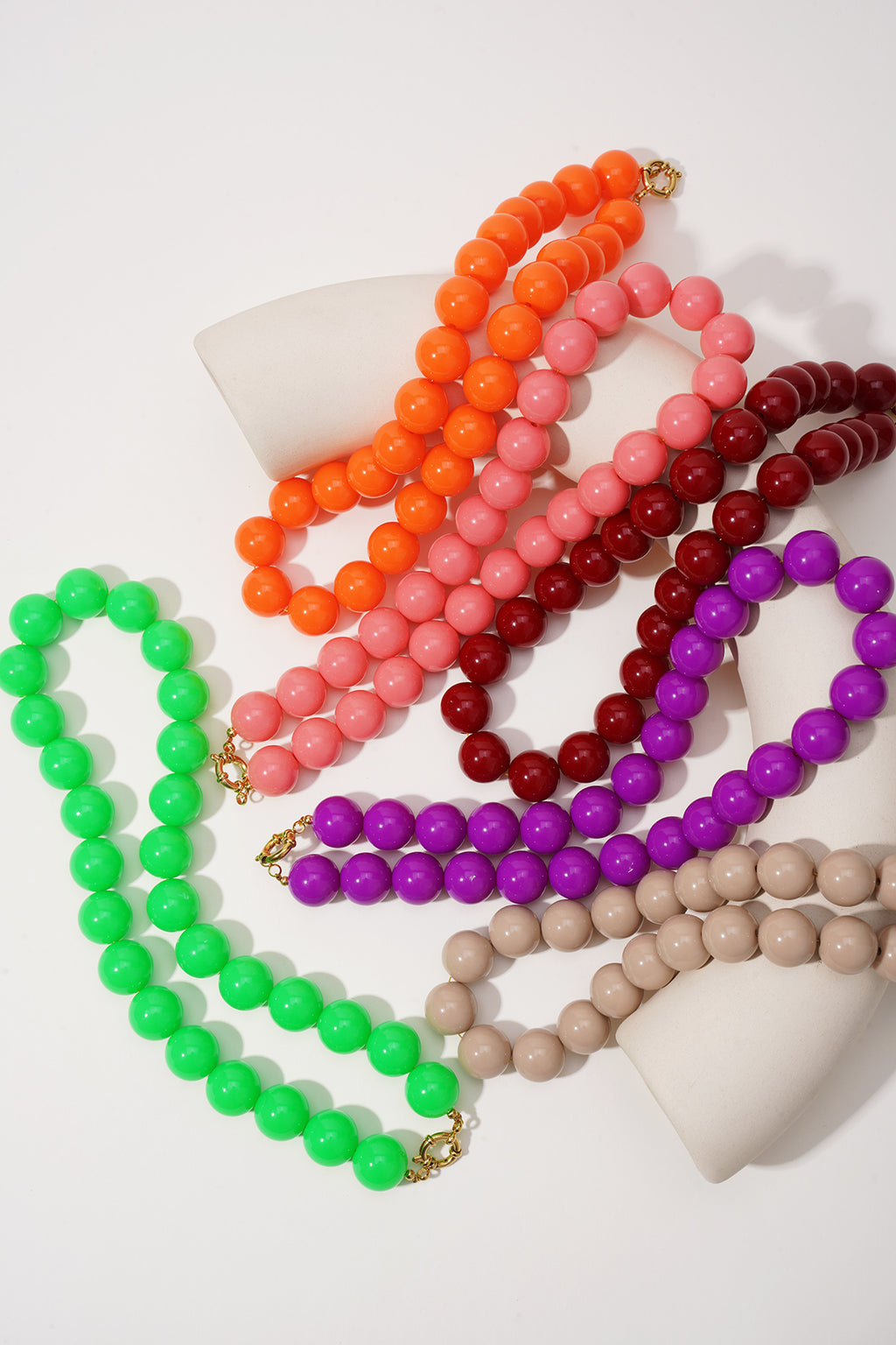 Gekleurde kralenketting