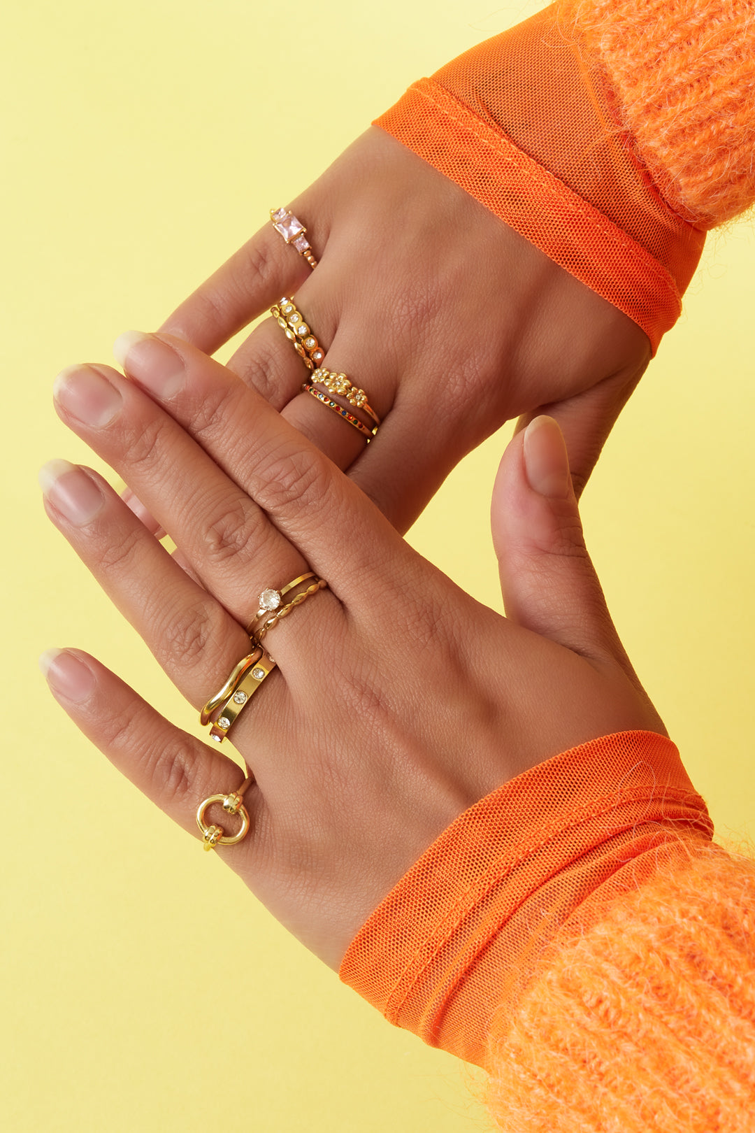 Ring golvend goud