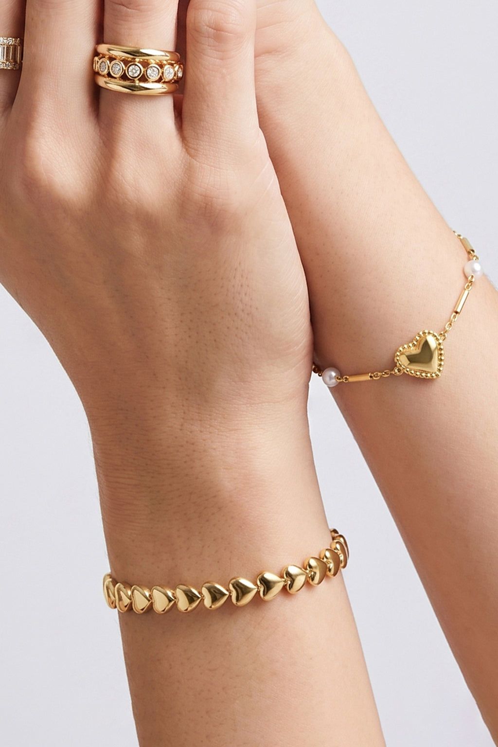Armband hartjes goud