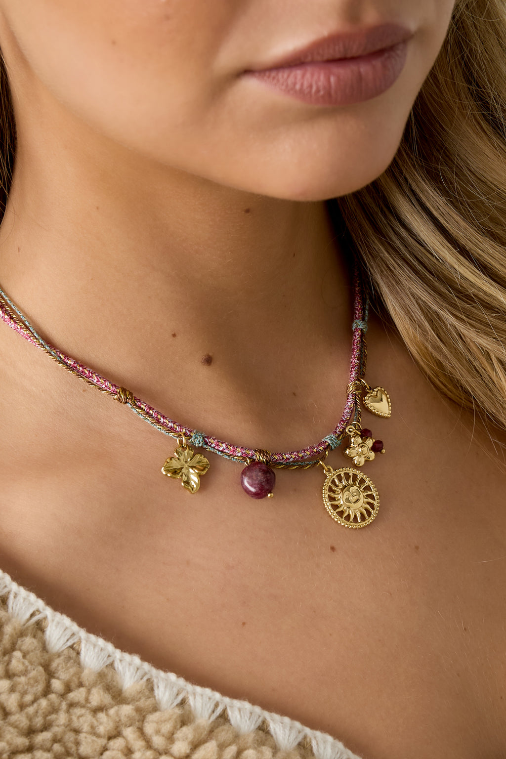 Ketting met hangertjes goud